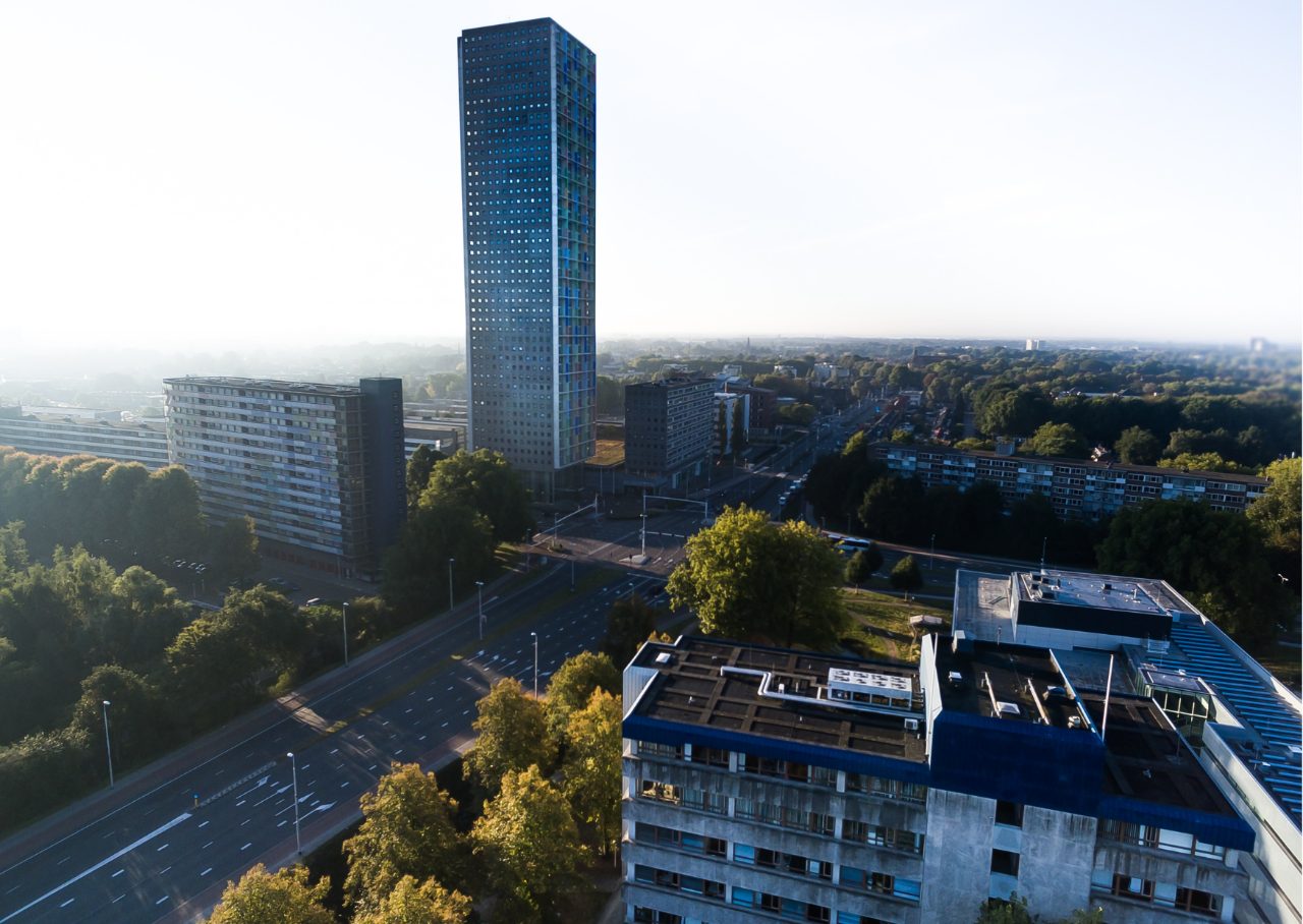 De Westpoint-toren en de skyline van Tilburg